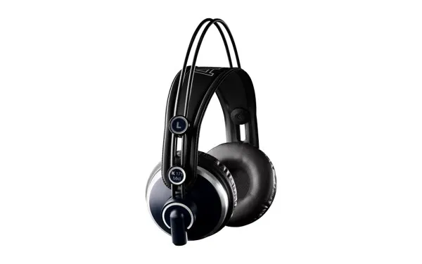 AKG K171 MKII