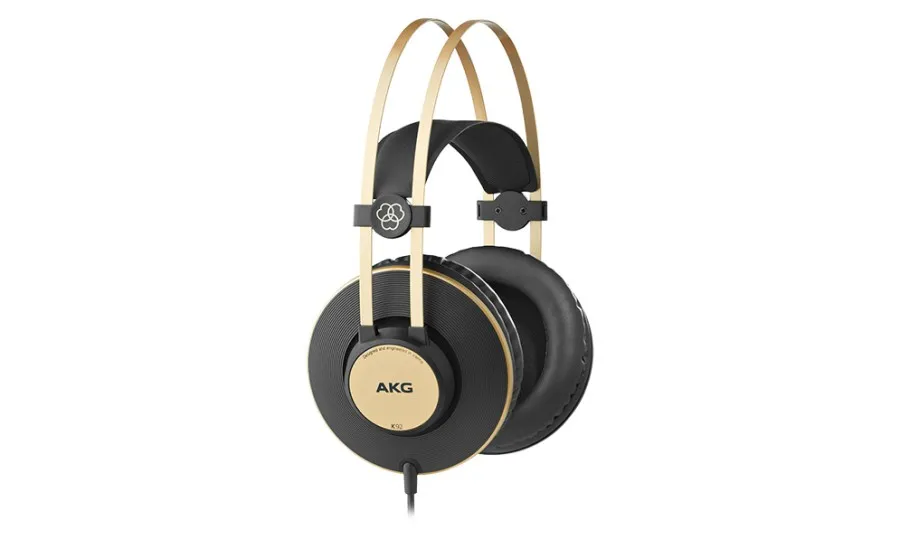 AKG K92