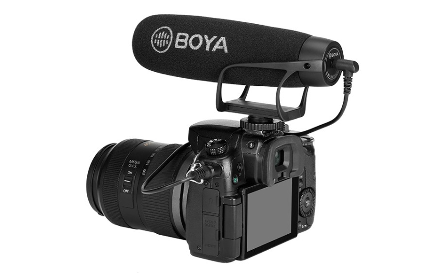 BOYA BY-BM2021 - универсален видео микрофон