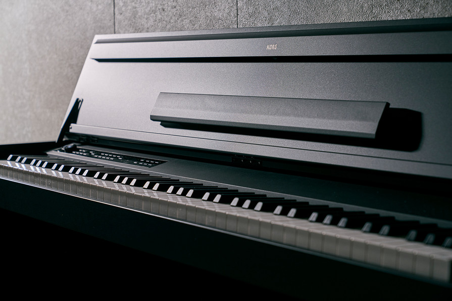 KORG E1 AIR Digital Piano