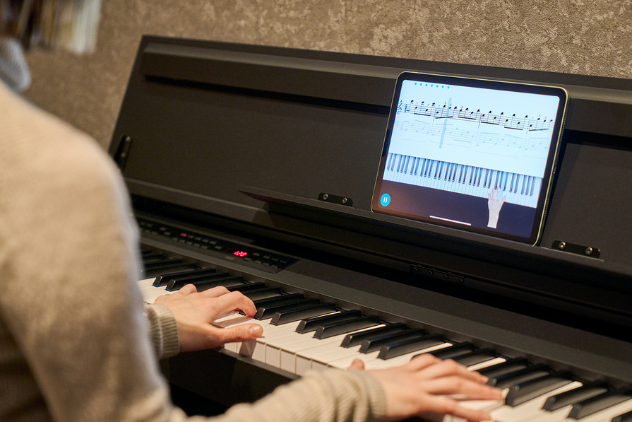 KORG E1 AIR Digital Piano