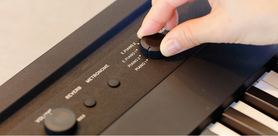 KORG LIANO Digital Piano