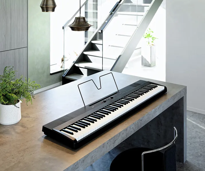 KORG LIANO Digital Piano