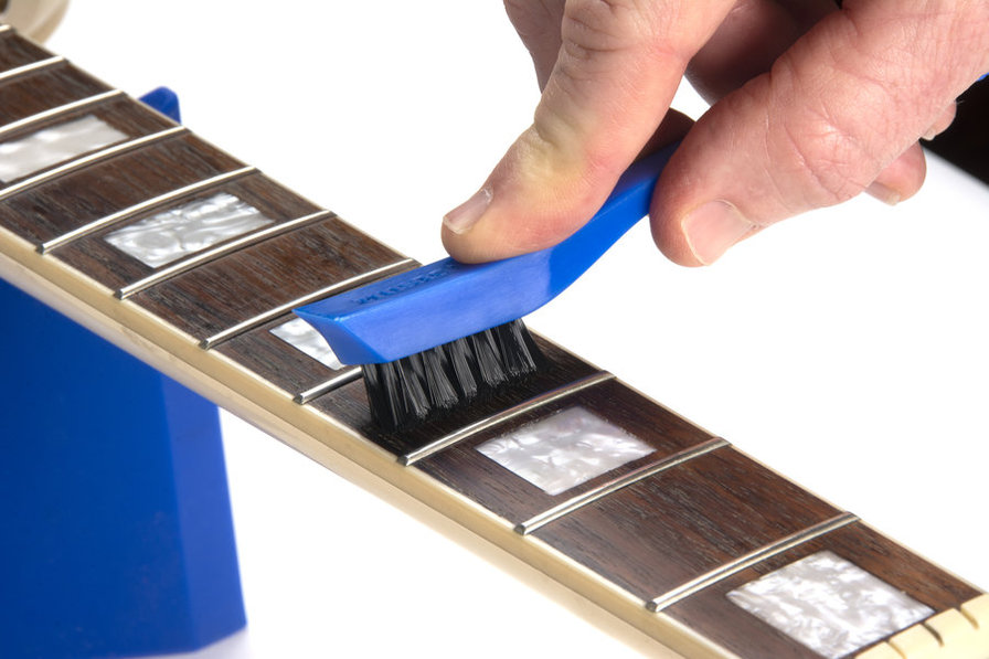 Music Nomad F-ONE Unfinished Fretboard Care Kit - Oil, Cloth, Brush