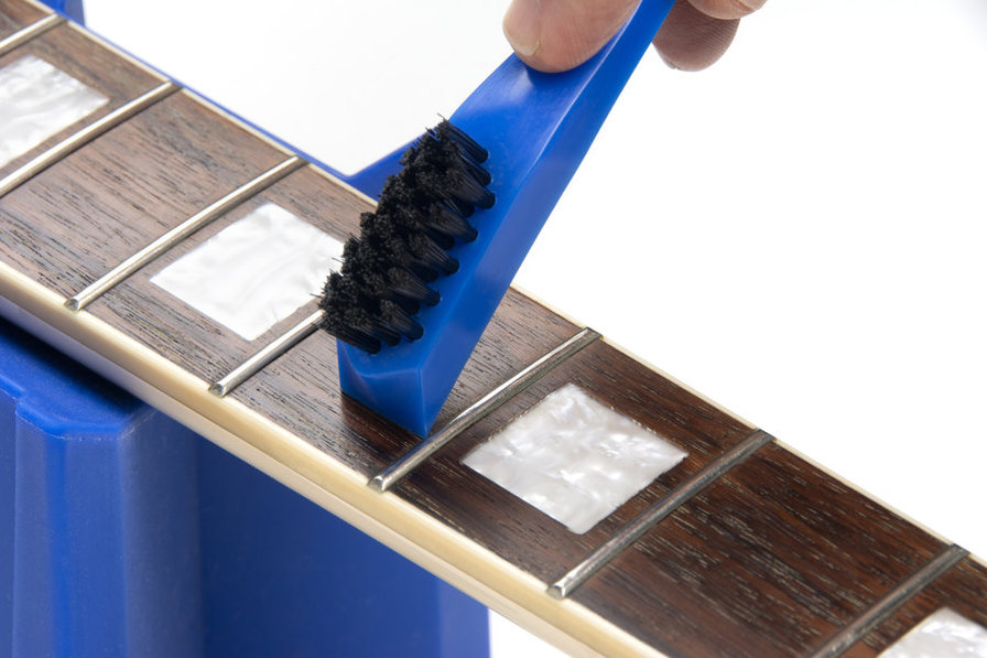 Music Nomad F-ONE Unfinished Fretboard Care Kit - Oil, Cloth, Brush