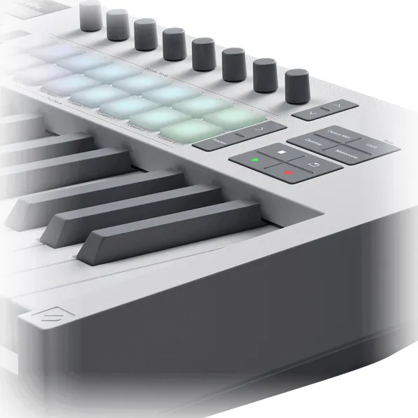 Novation Launchkey 49 MK4 White