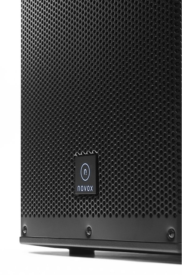 Novox N-Vibe 15 -активна тонколона 500W 15"