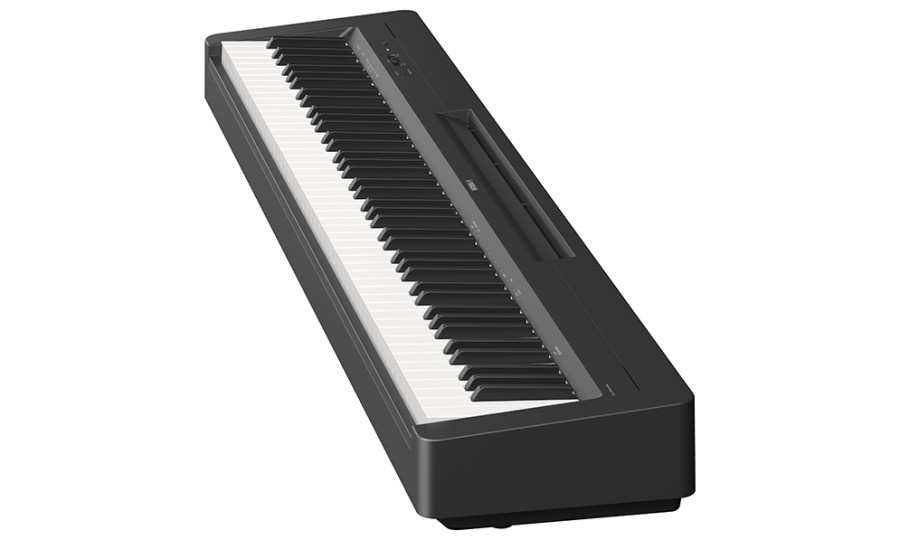 Yamaha P-145 B