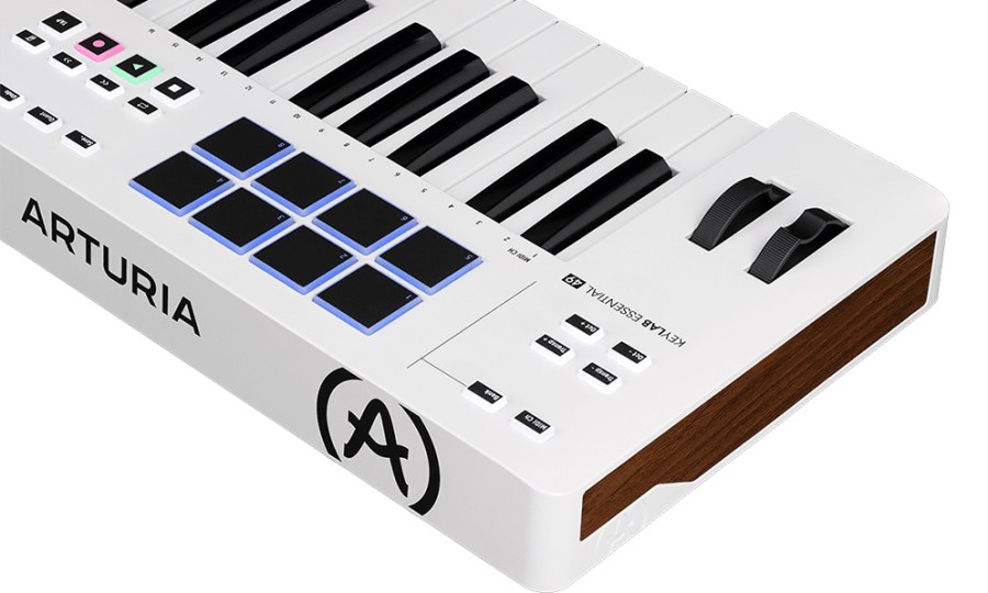 Arturia KeyLab Essential 3 49 White