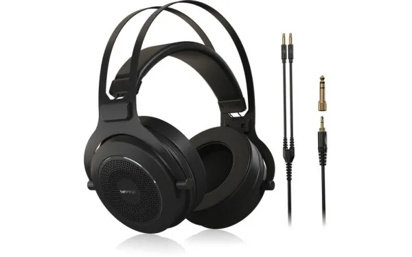 Behringer Omega