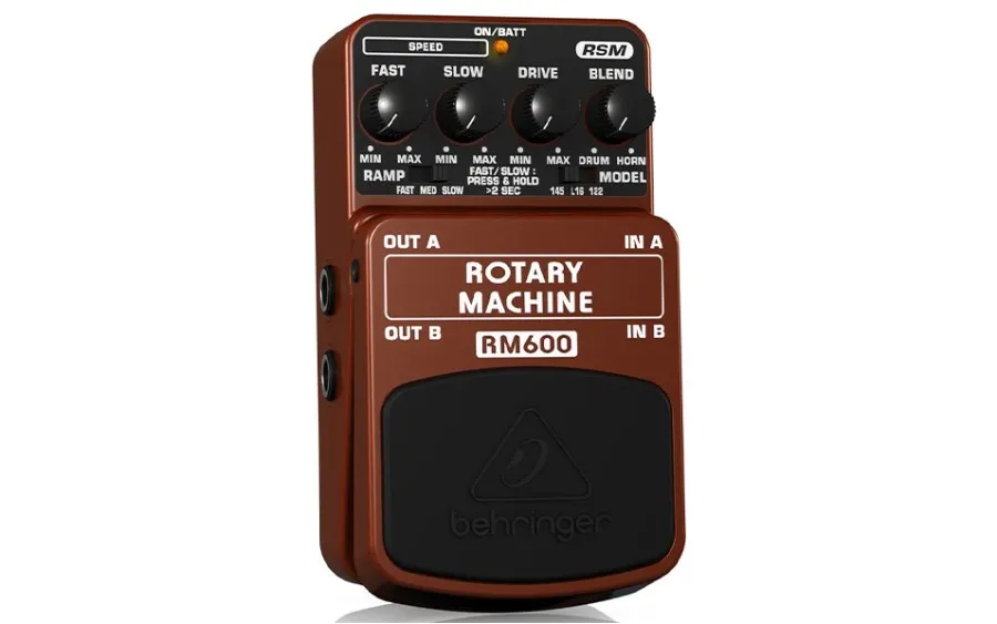 Behringer RM600