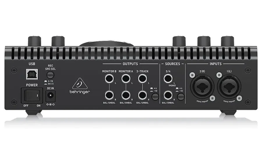 Behringer Studio L