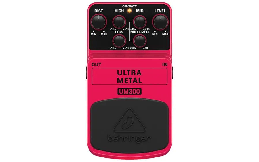 Behringer UM300