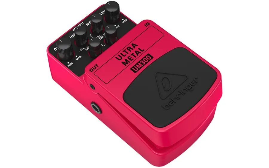 Behringer UM300