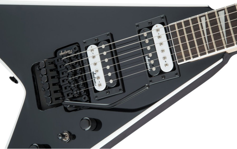 Jackson King V™ JS32, Black with White Bevels