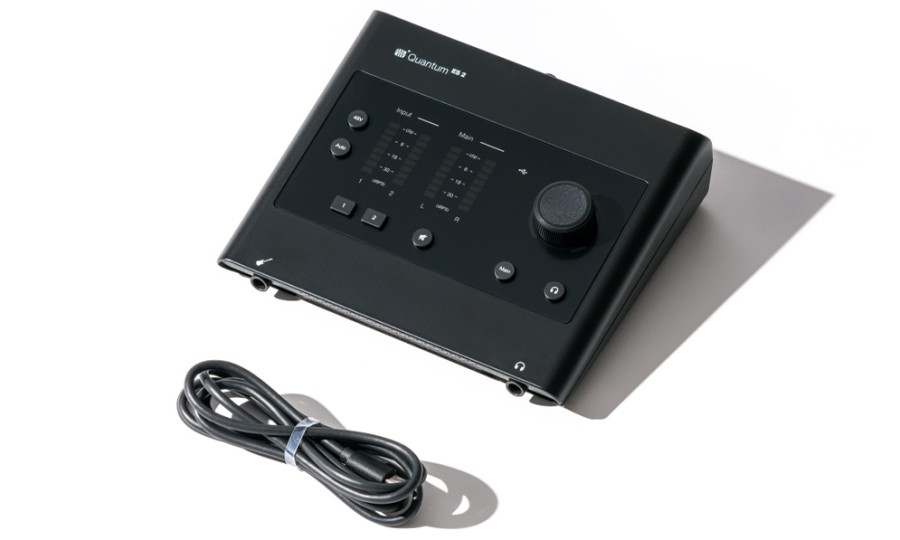 Presonus Quantum ES 2 Ultimate Bundle, Black