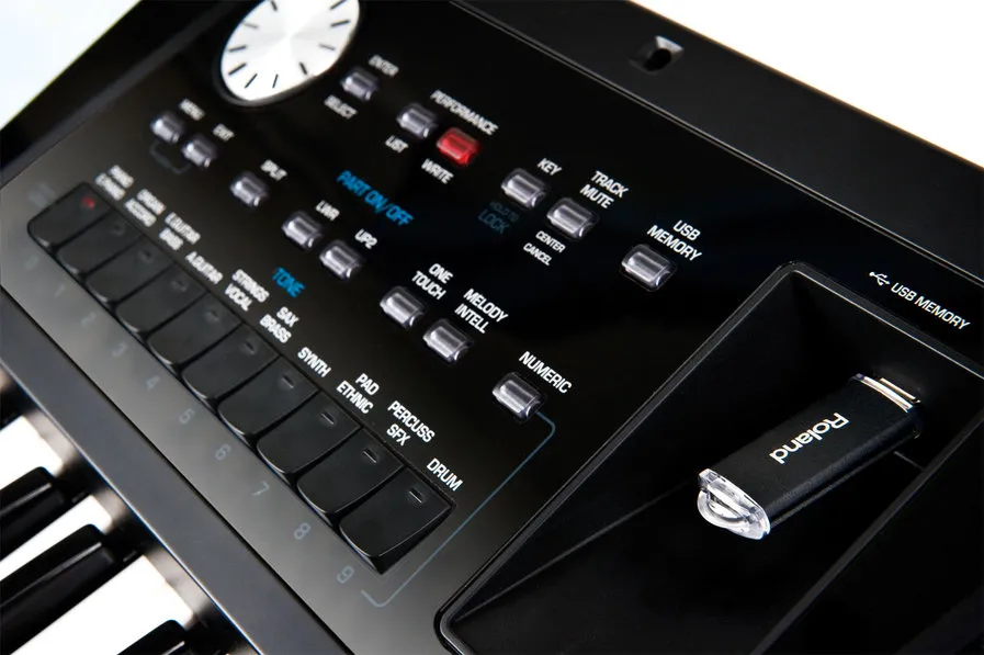 ROLAND BK5