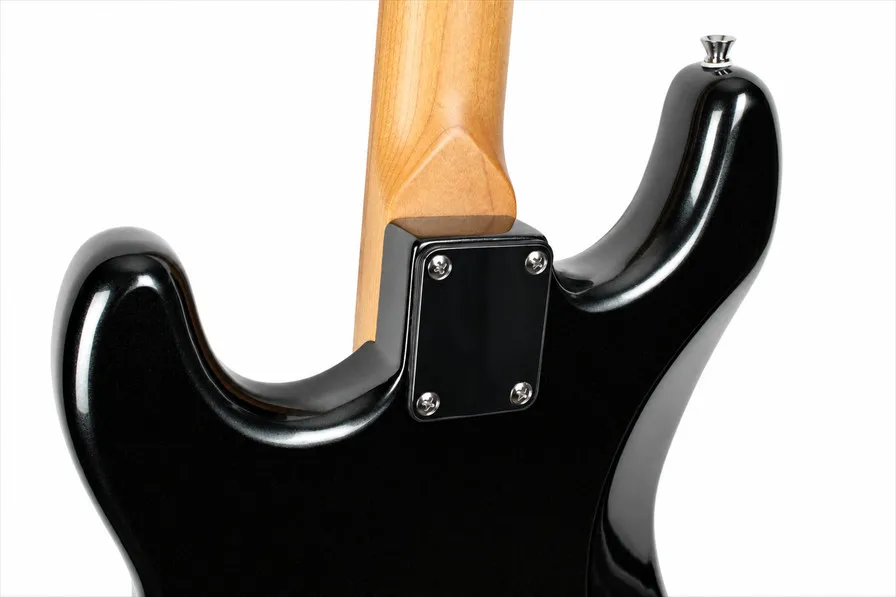 Електрическа китара Soundmart SME-G2S-BK, Тип Stratocaster HSS, Черна
