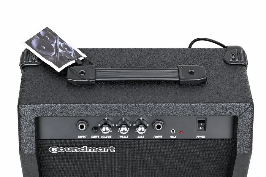Комбо усилвател Soundmart SM-15