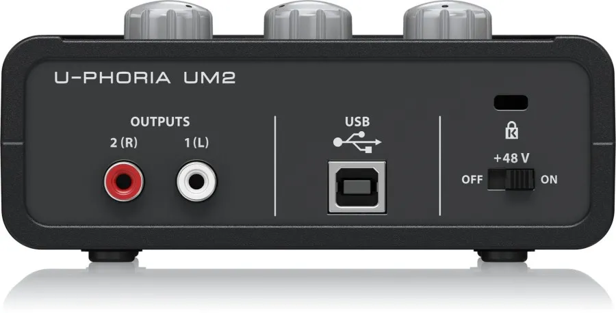 Behringer UM 2