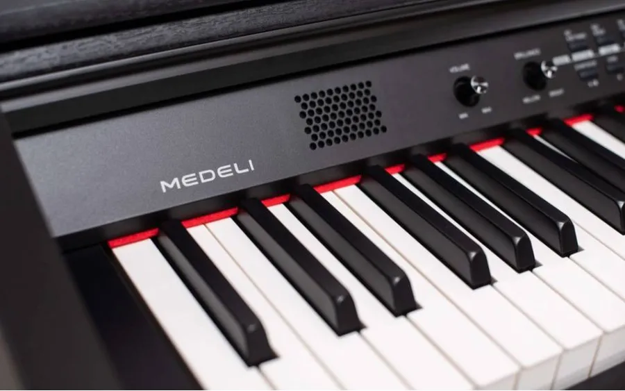 Medeli DP330/BK