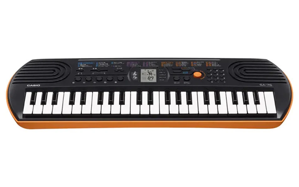 Детски синтезатор CASIO SA-76, черен/оранжев