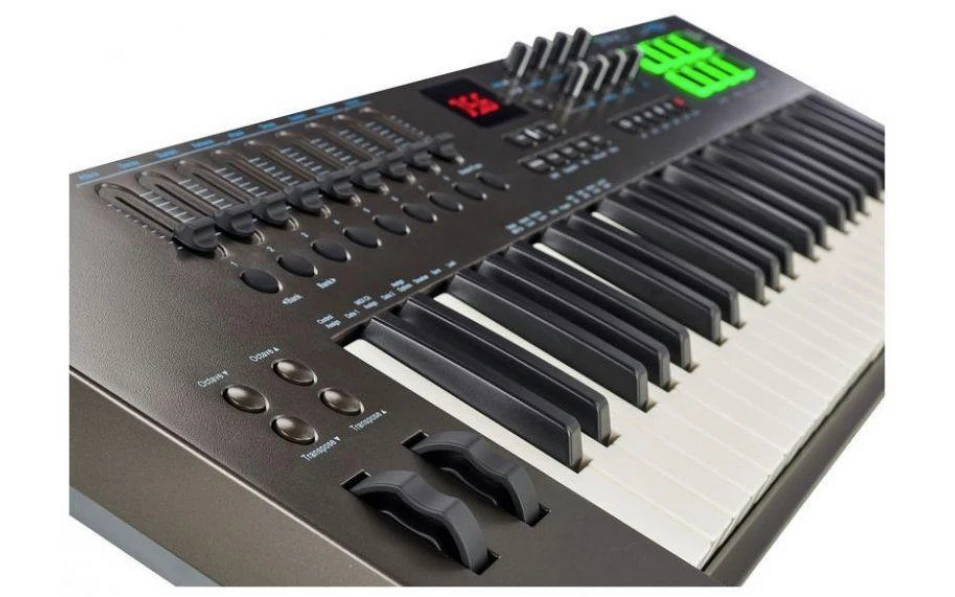 Midi клавиатура Nektar Impact LX49+