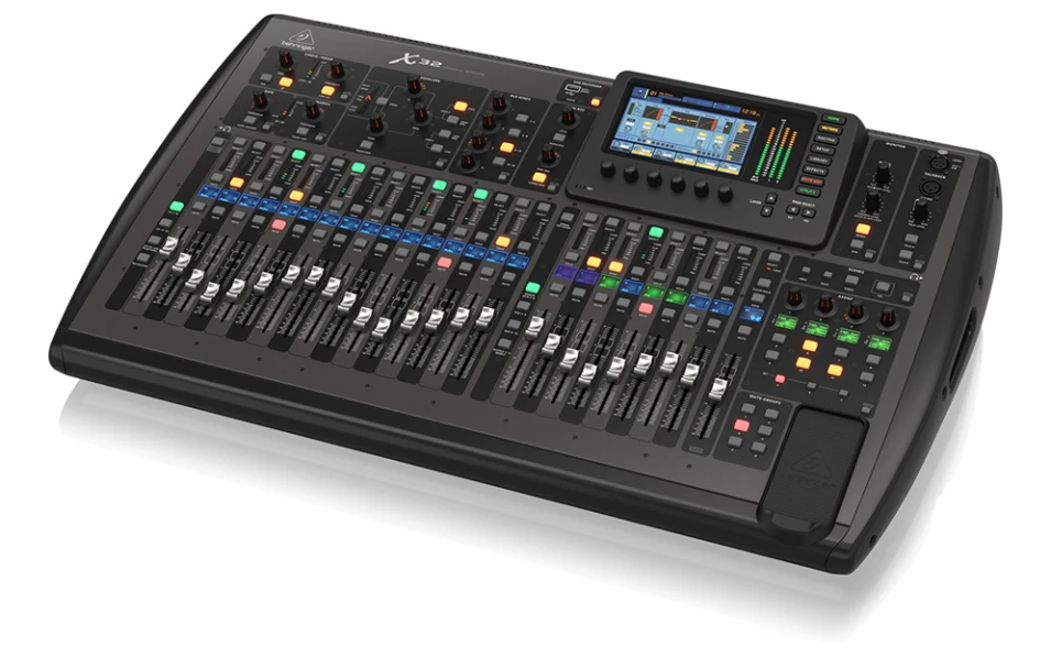 Behringer X32