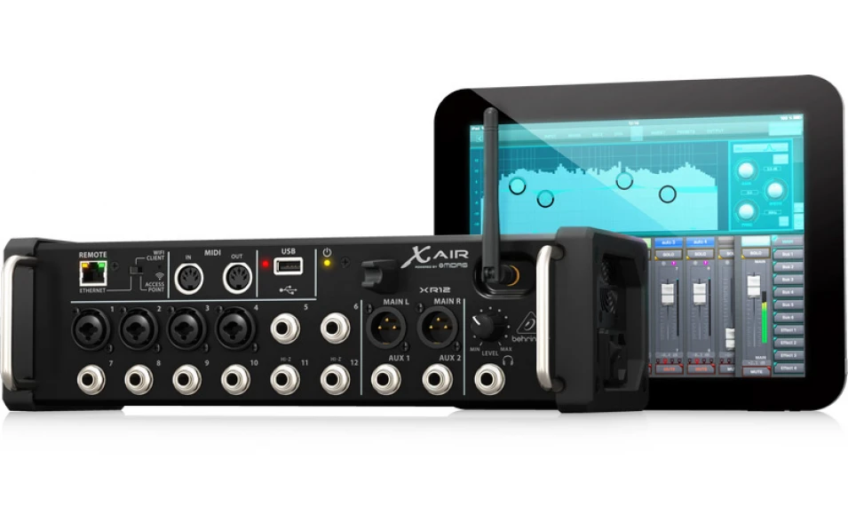 Behringer XR12