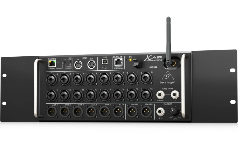 Behringer XR18