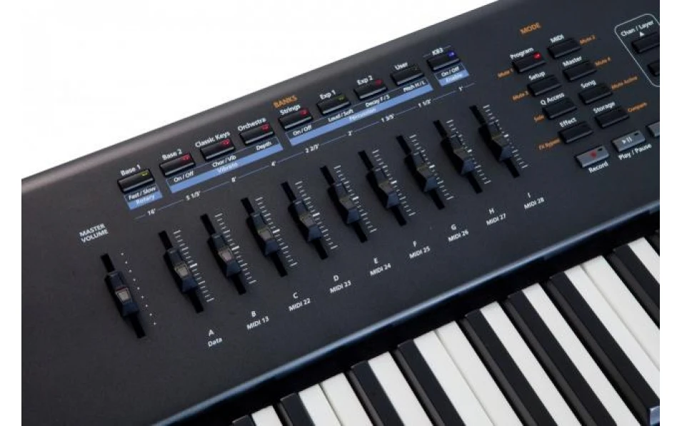 Синтезатор KURZWEIL PC3A7