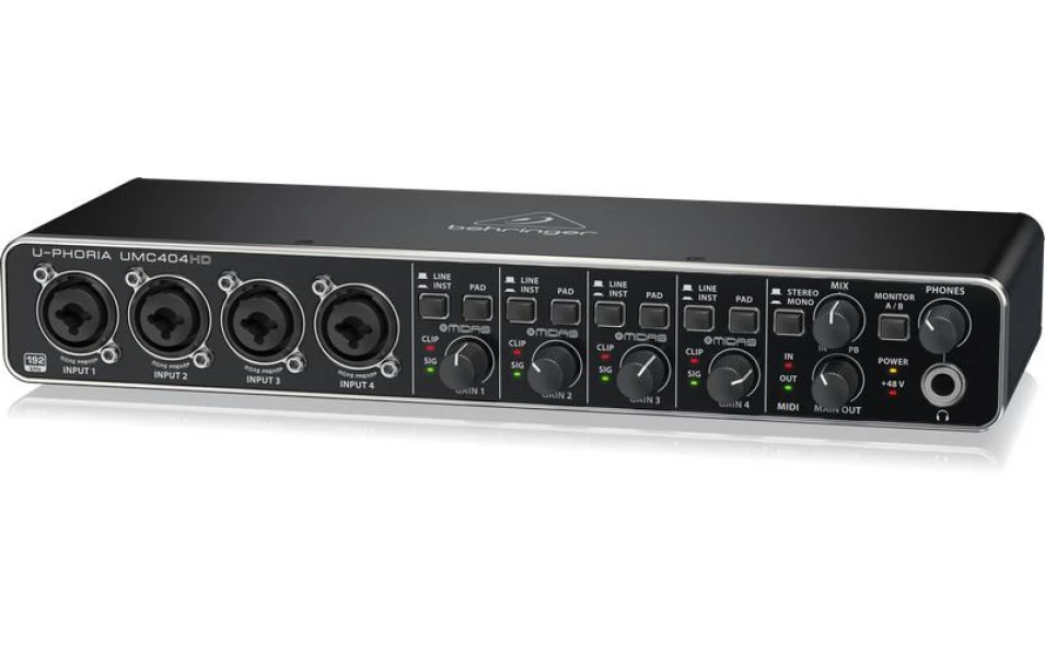Behringer UMC 404 HD